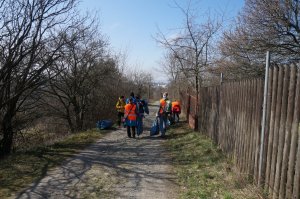 Fotogalerie: Připojili jsme se k celostátní akci Ukliďme Česko #4