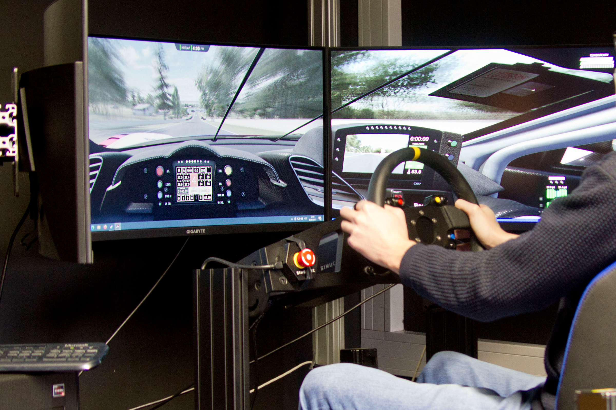 Simulátor automobilu v provozu