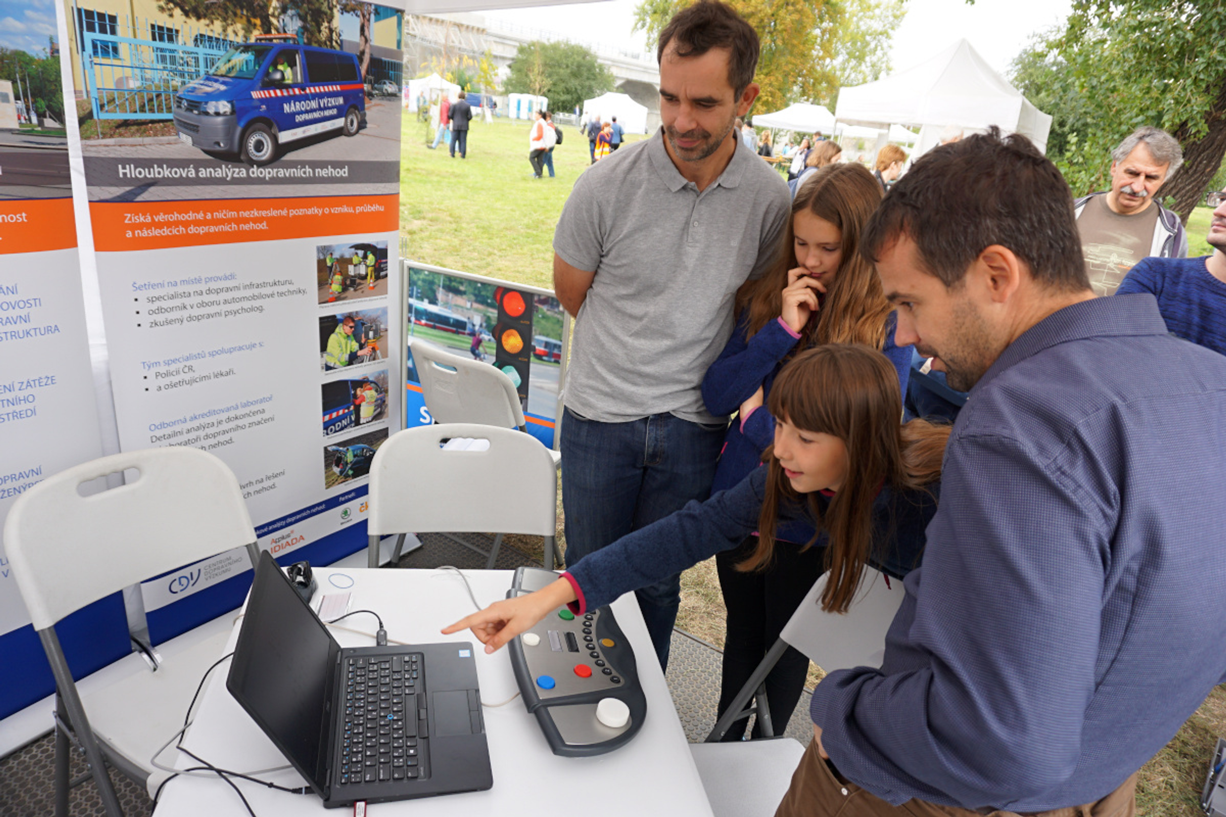 Negrelliho viadukt byl otevřen veřejnosti. Byli jsme při tom. 05