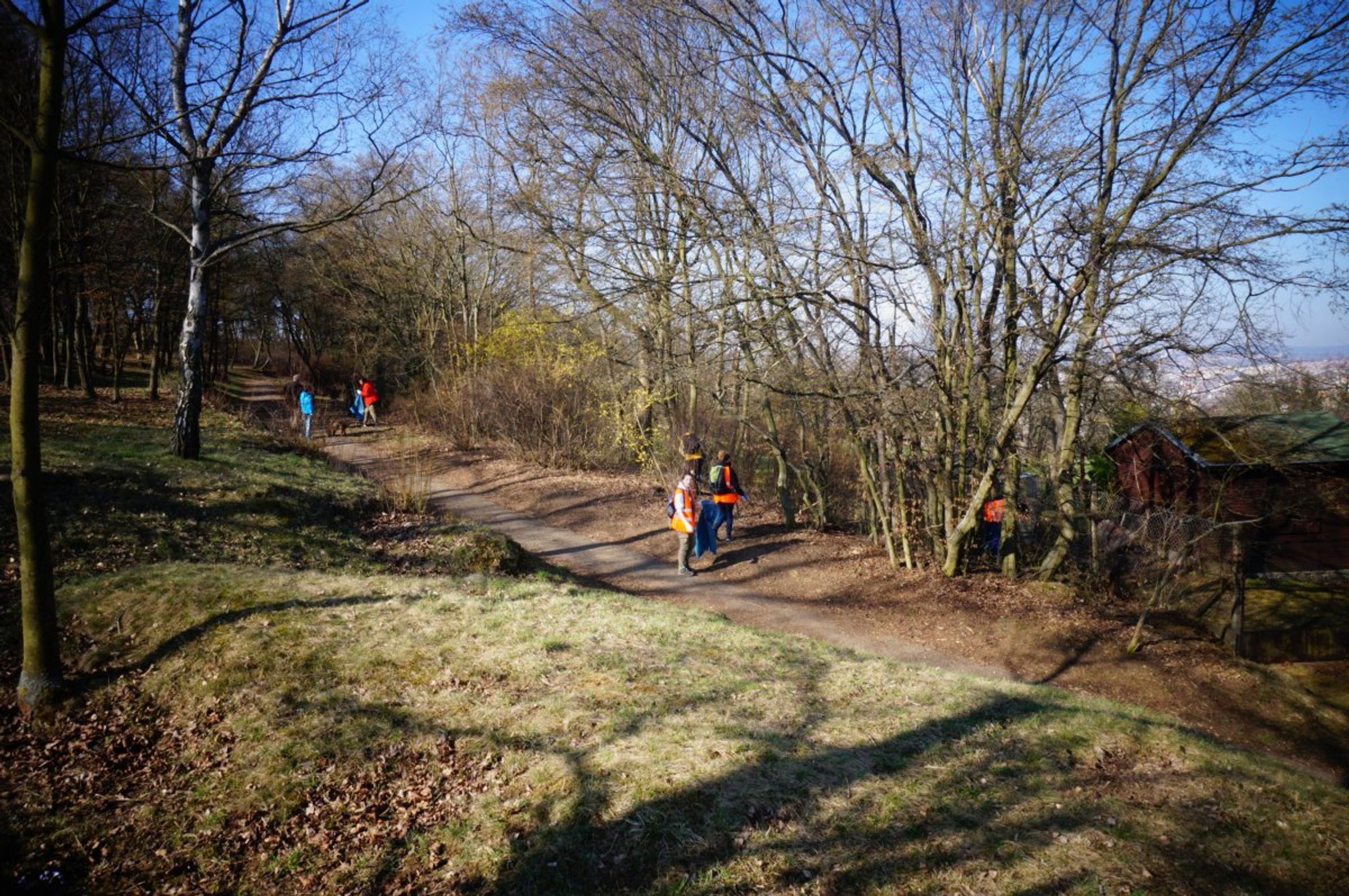 Fotogalerie: Připojili jsme se k celostátní akci Ukliďme Česko #2