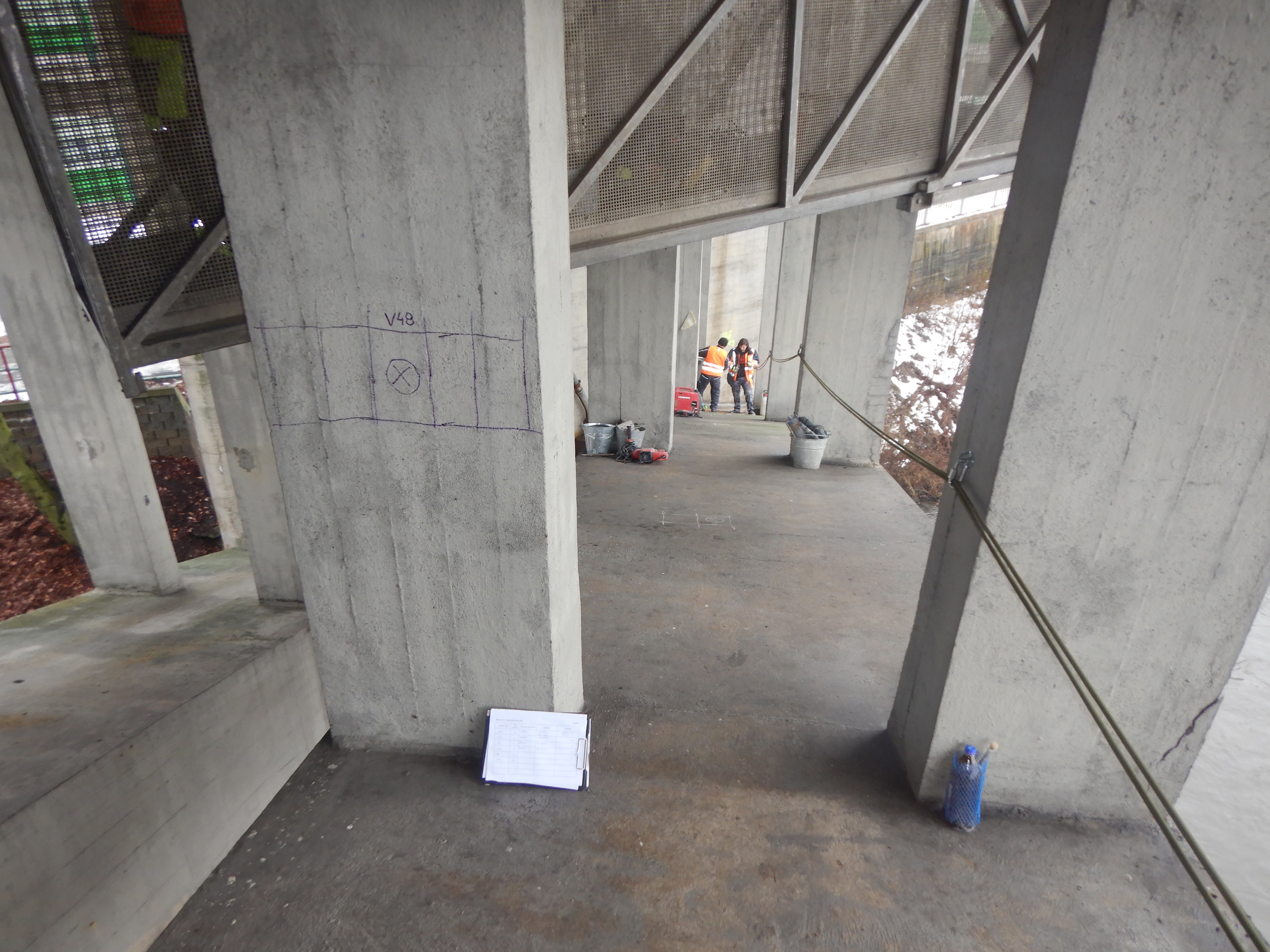 Prohlídka mostní konstrukce