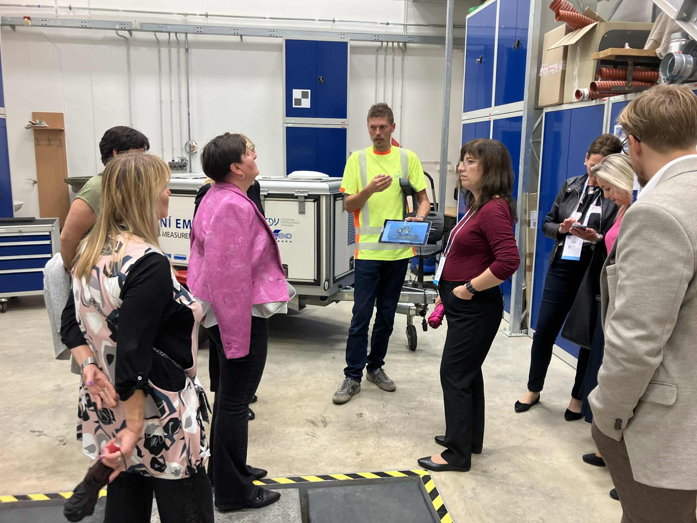 Prohlídka laboratoří