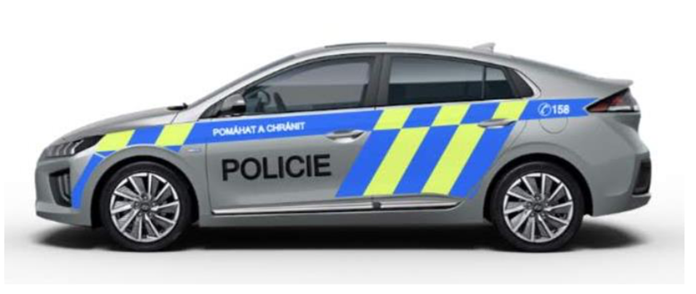 TZ: Počet elektromobilů se v České republice blíží desetitisícové hranici 03