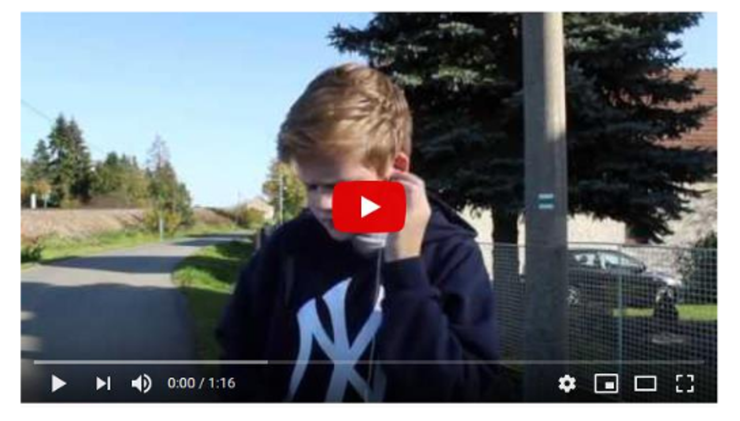 TZ: Na železničních přejezdech neumírají jen řidiči 03